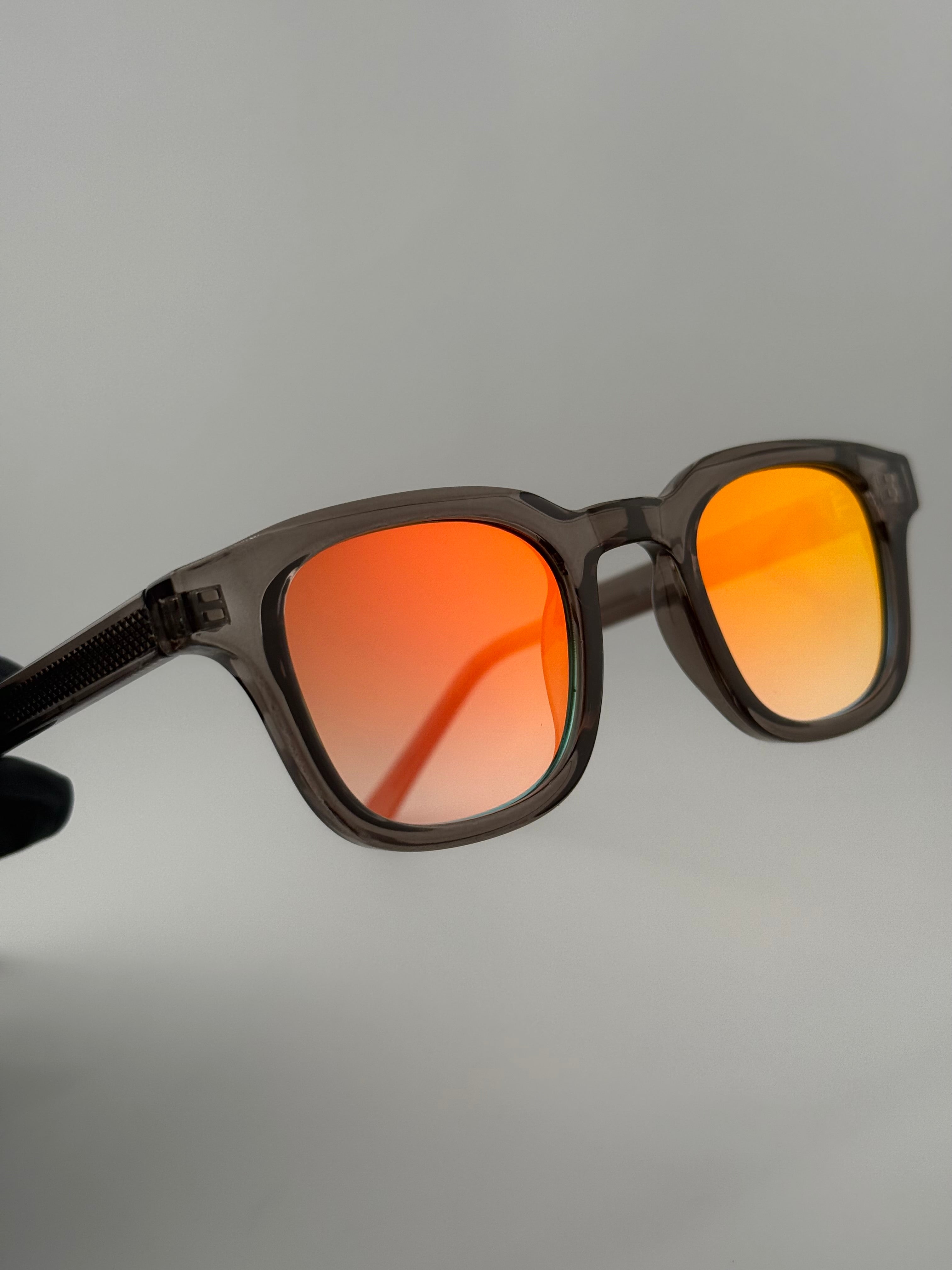 Lavava grey orange