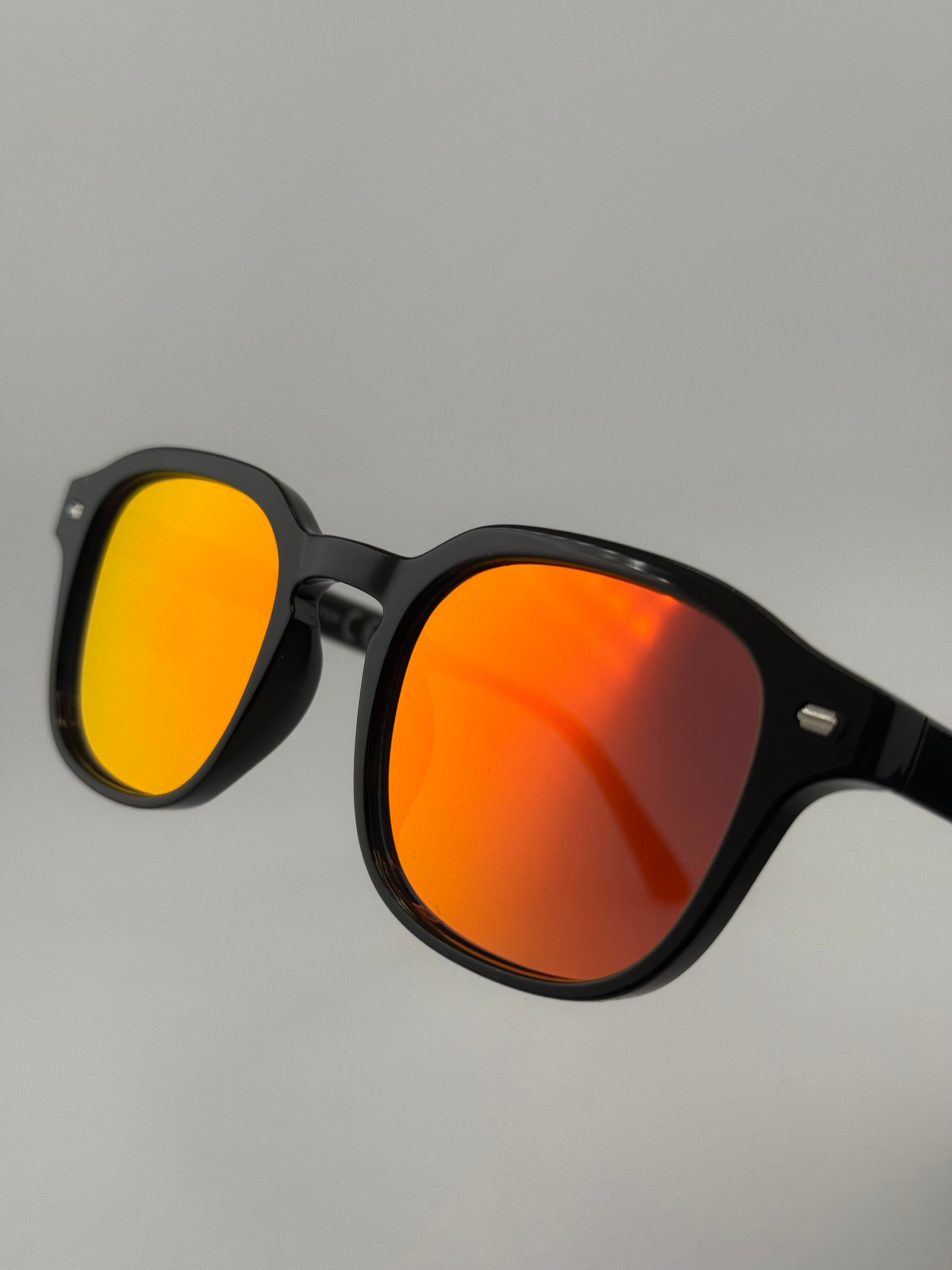 Sormiou black miroir orange
