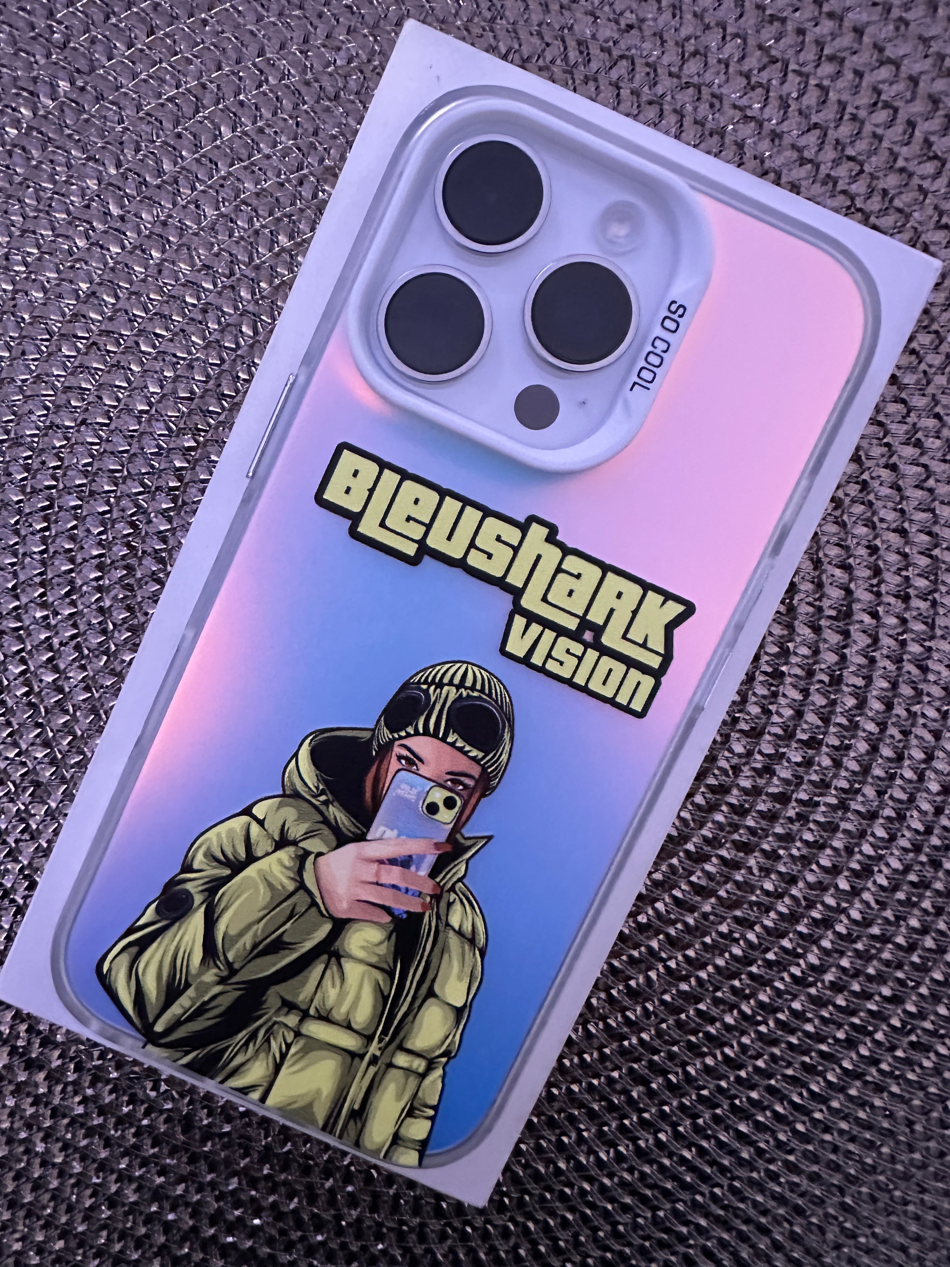 Coque bleushark vision multicolore/jaune