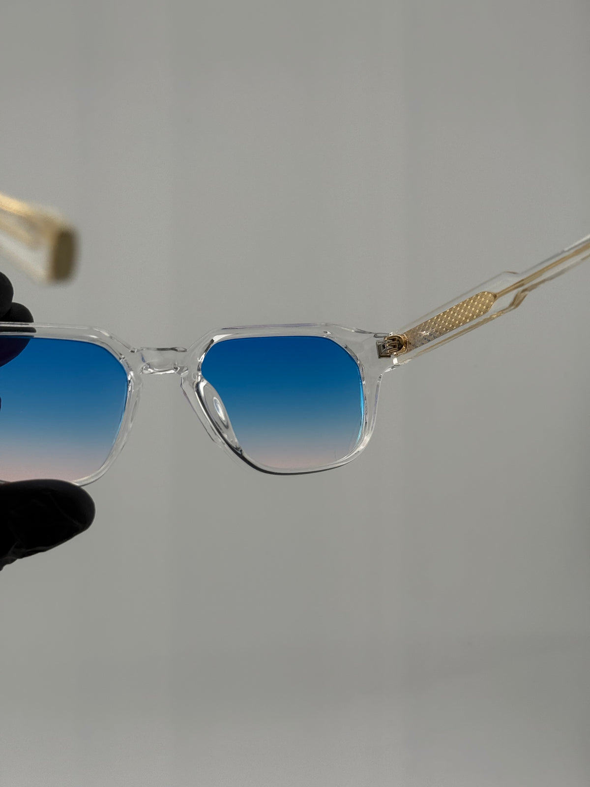 Prado Oled Crystal