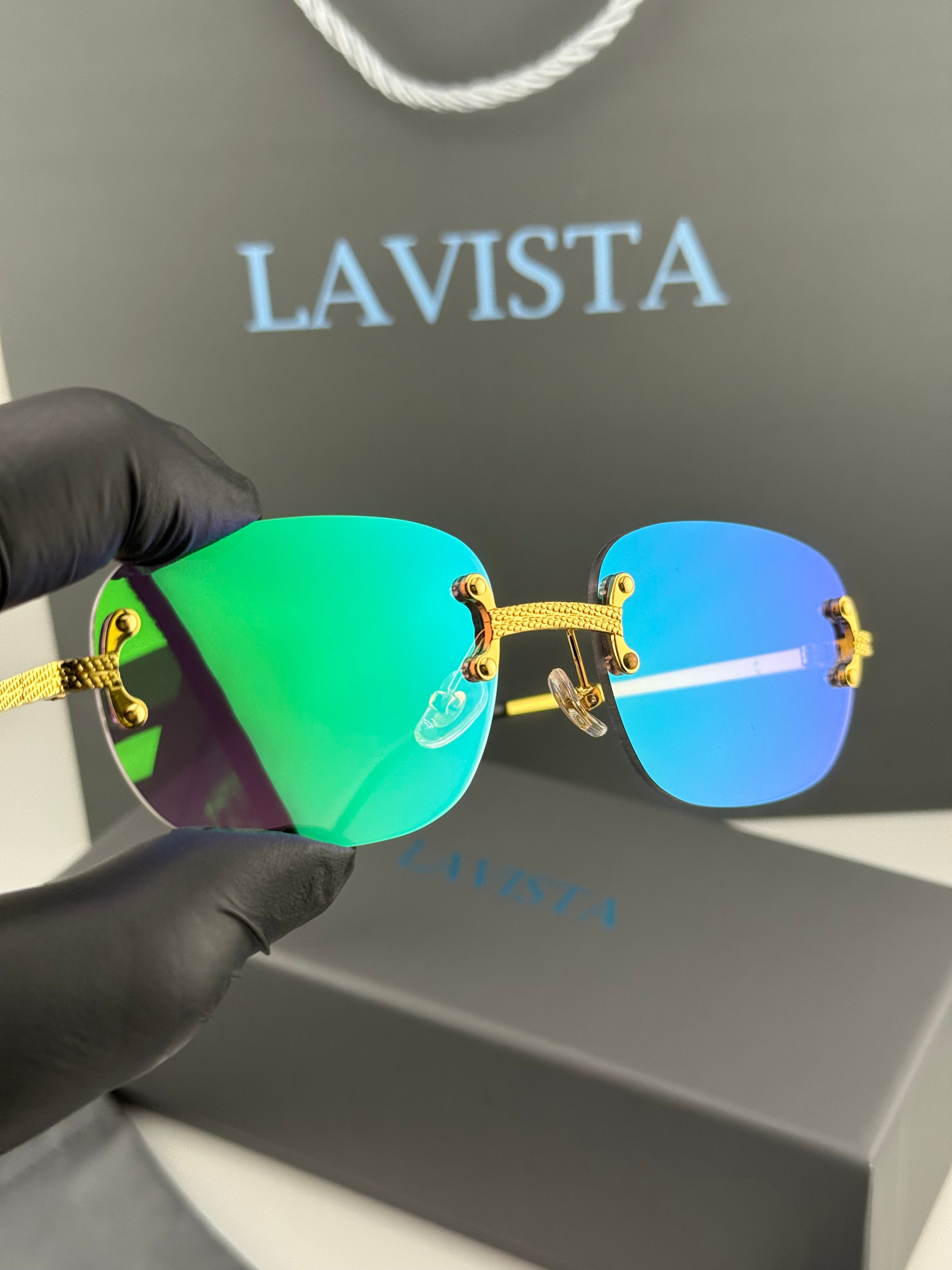 Lavista synastra