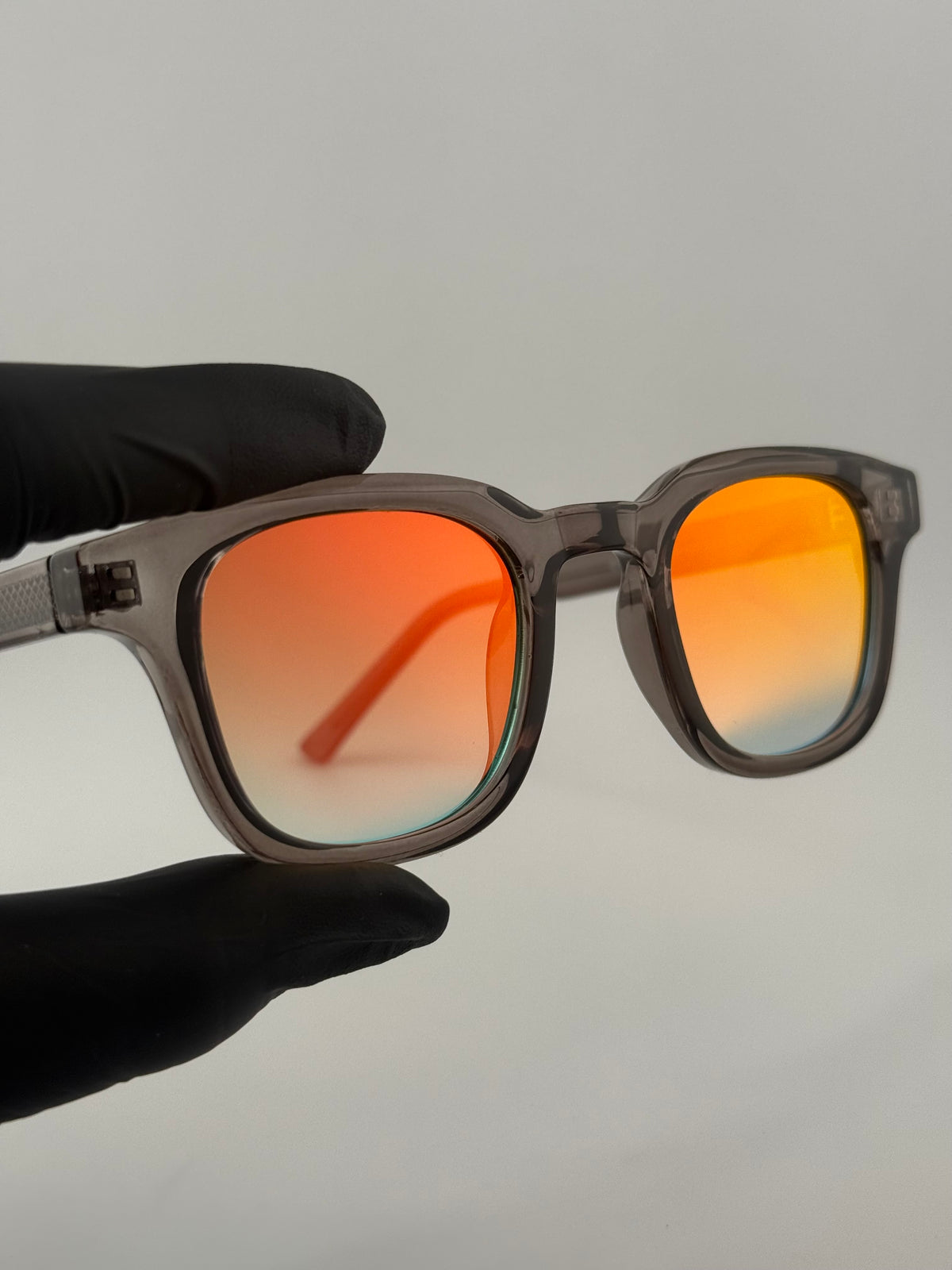 Lavava · Grey orange