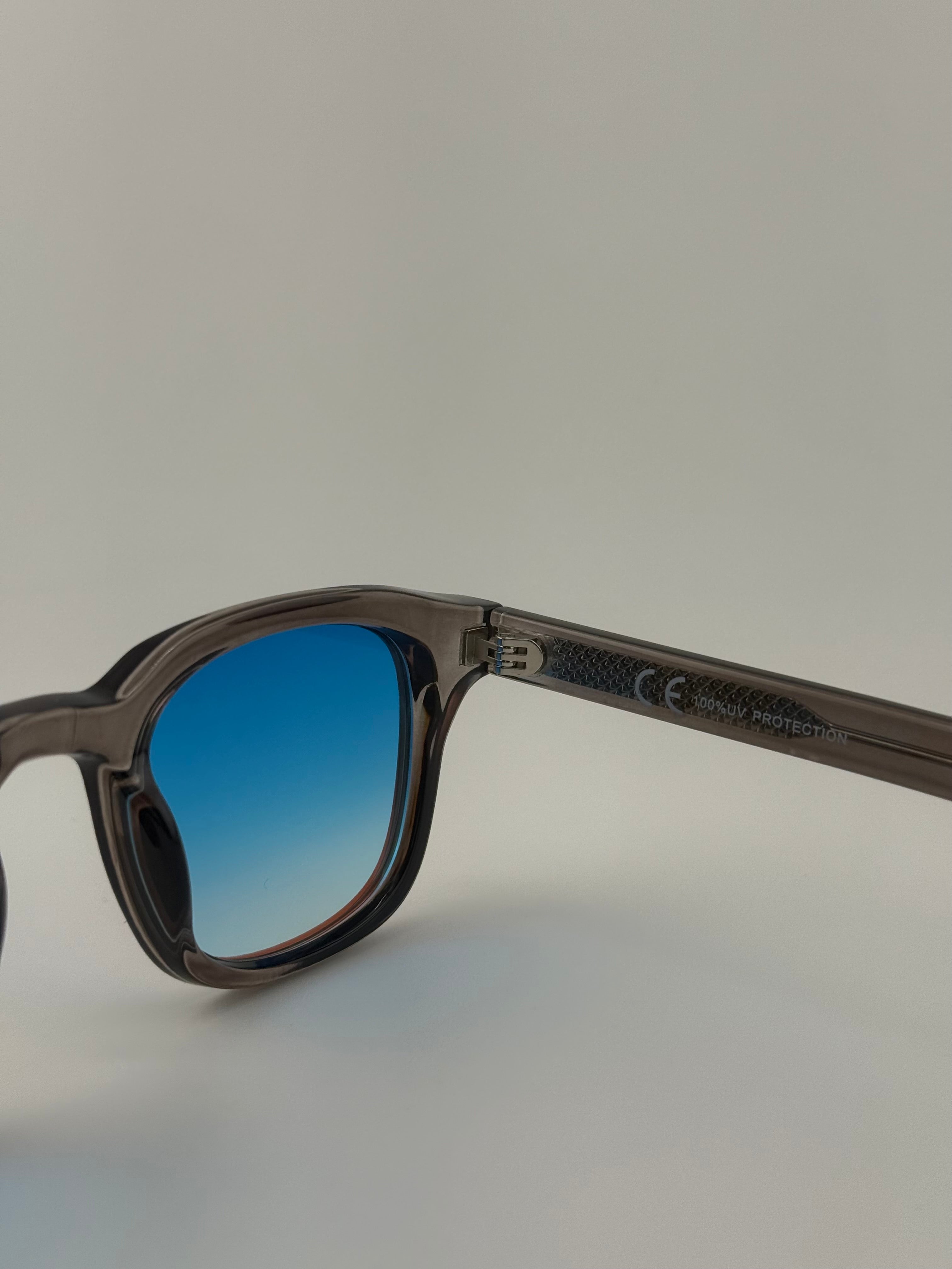 Lavava grey oled