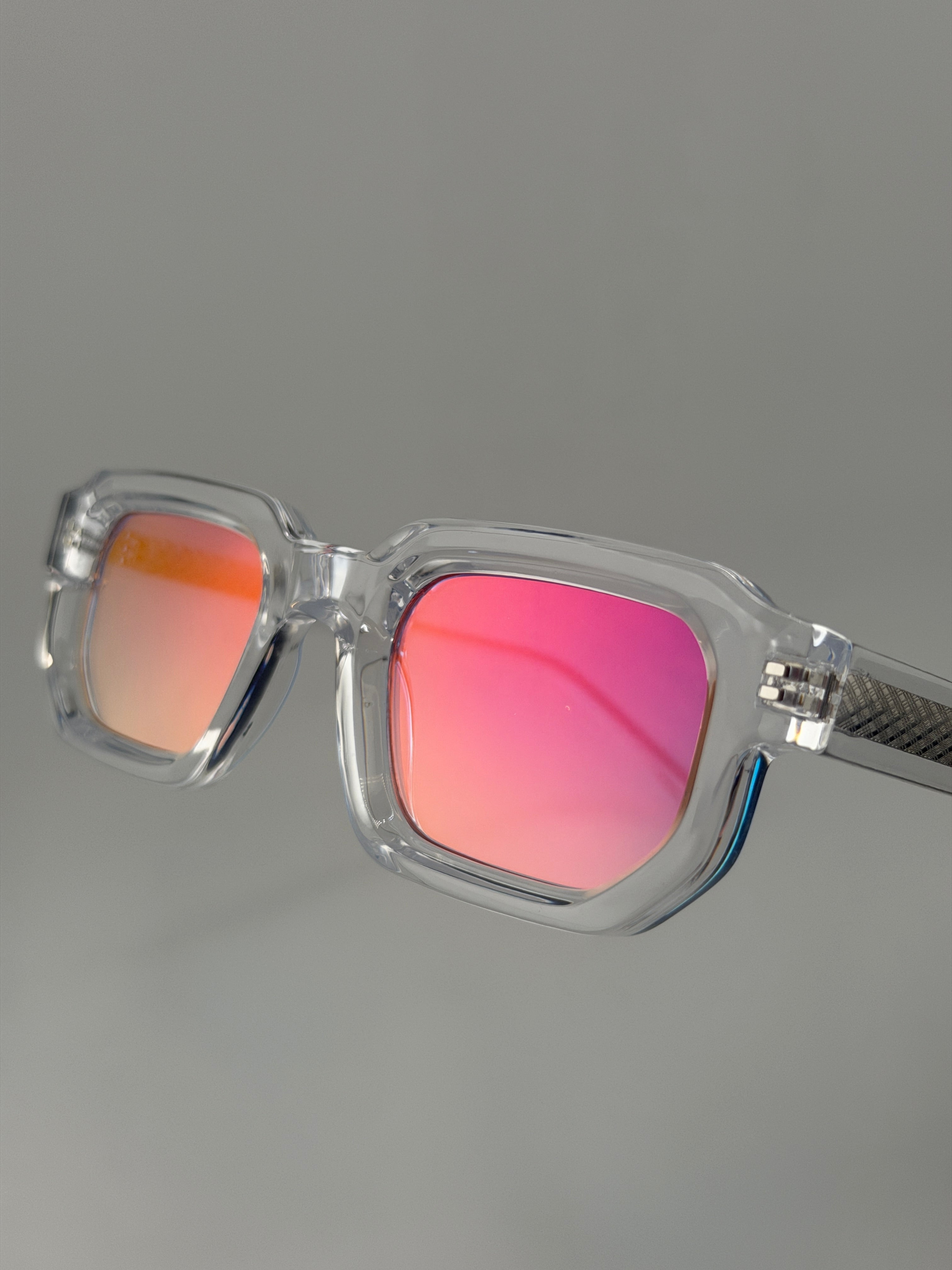 Guelma Crystal Oled