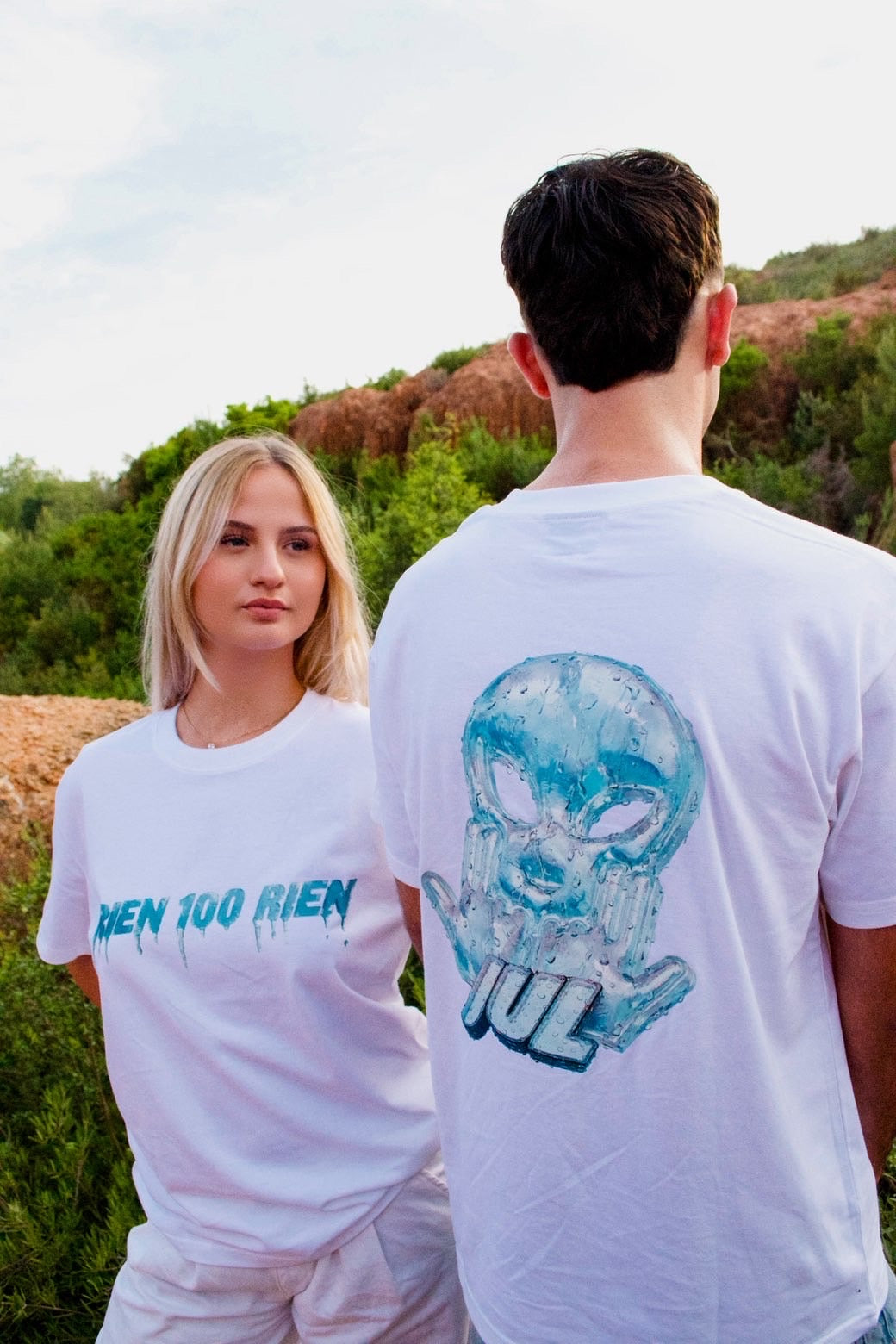 T shirt ovni bleu