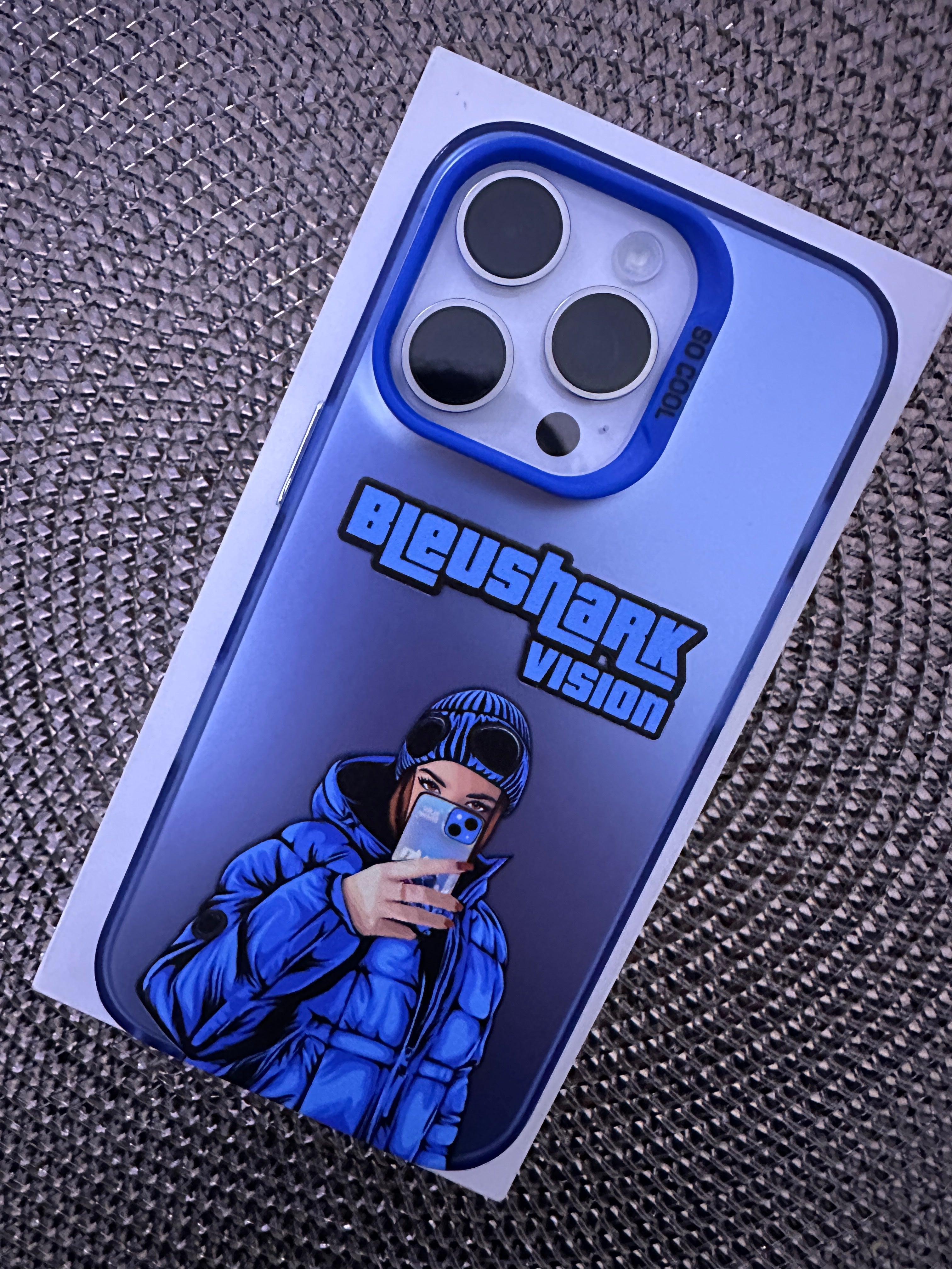 Coque bleushark vision bleu
