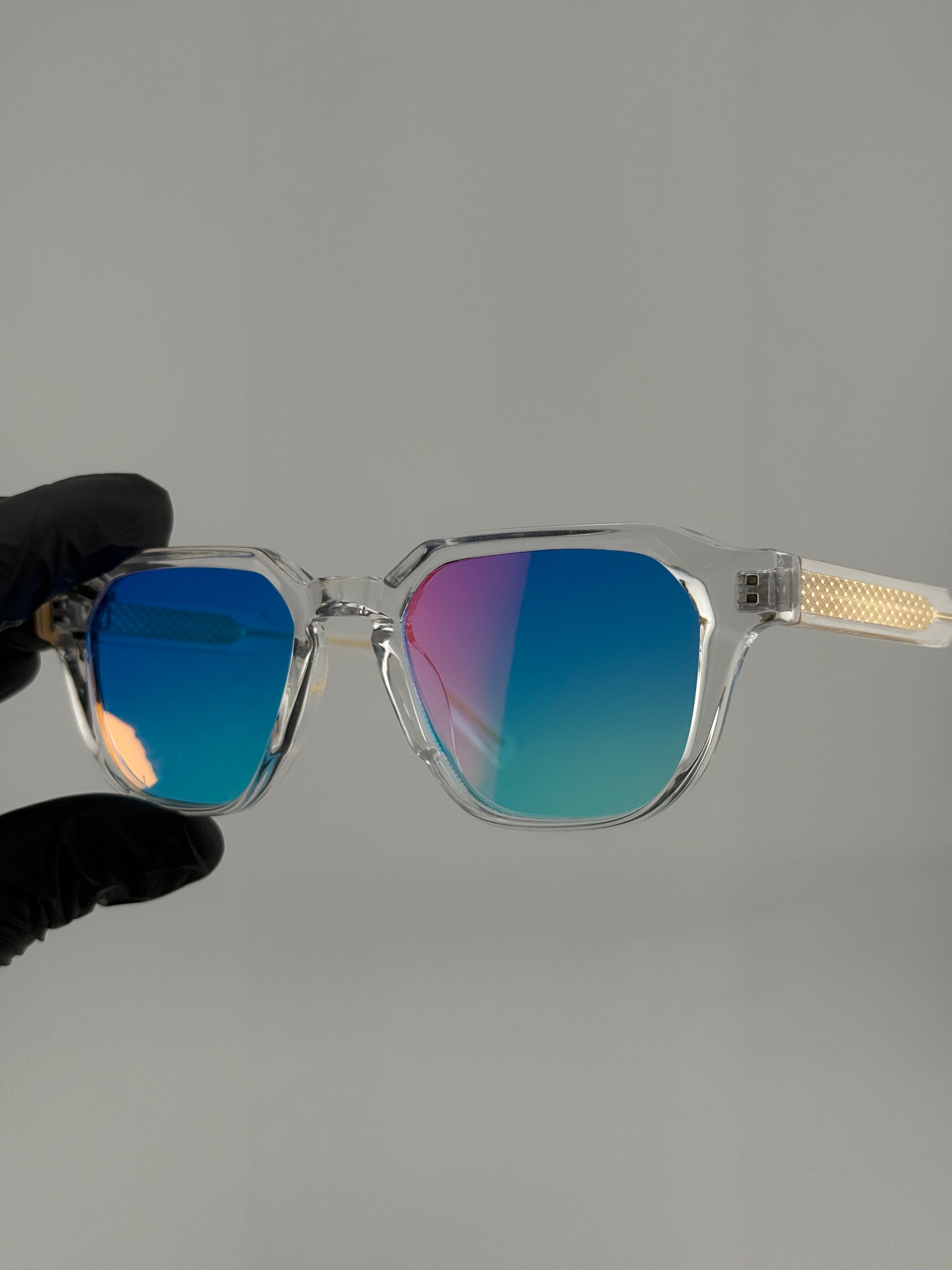 Prado Oled Crystal