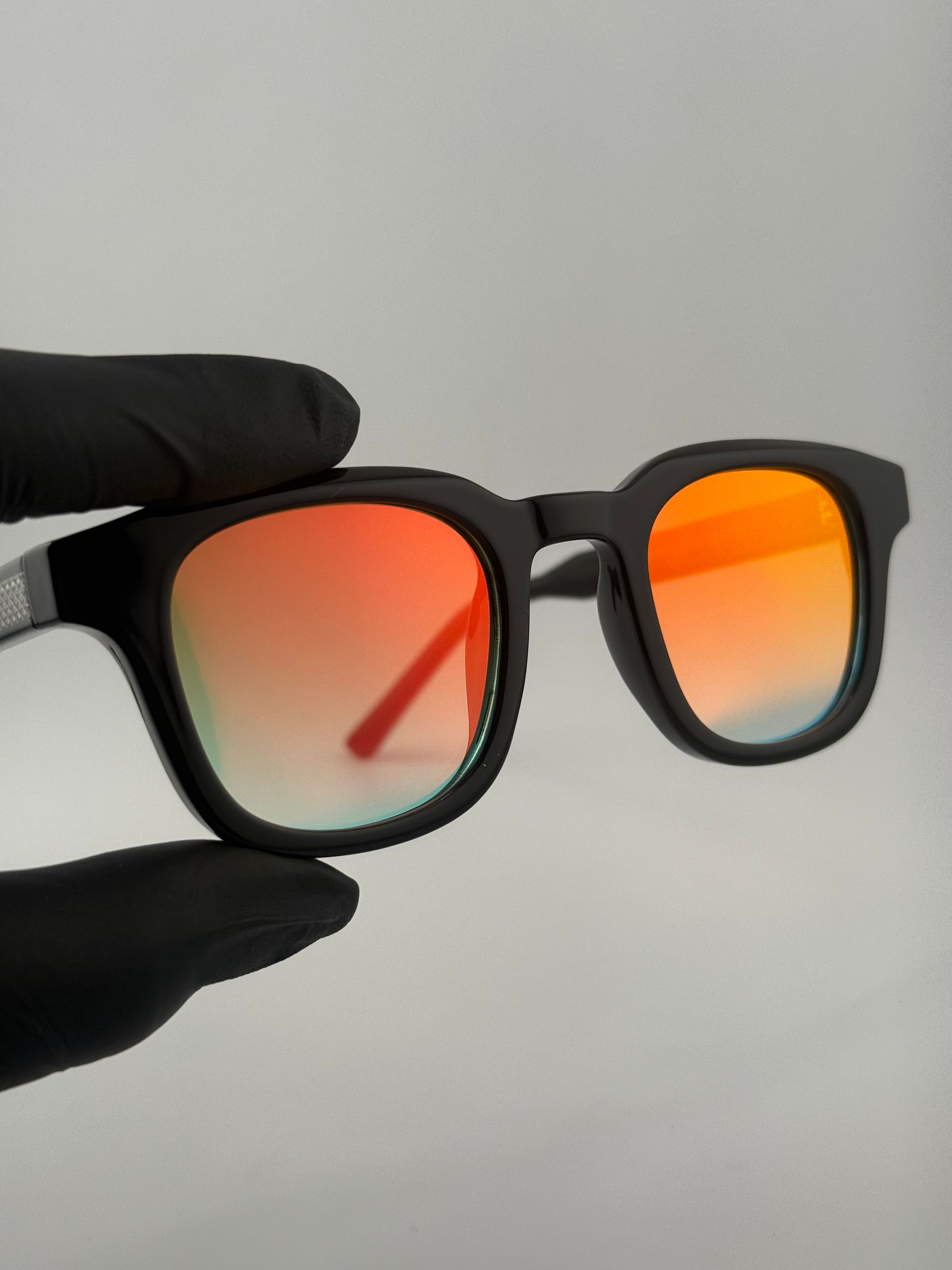 Lavava black  orange