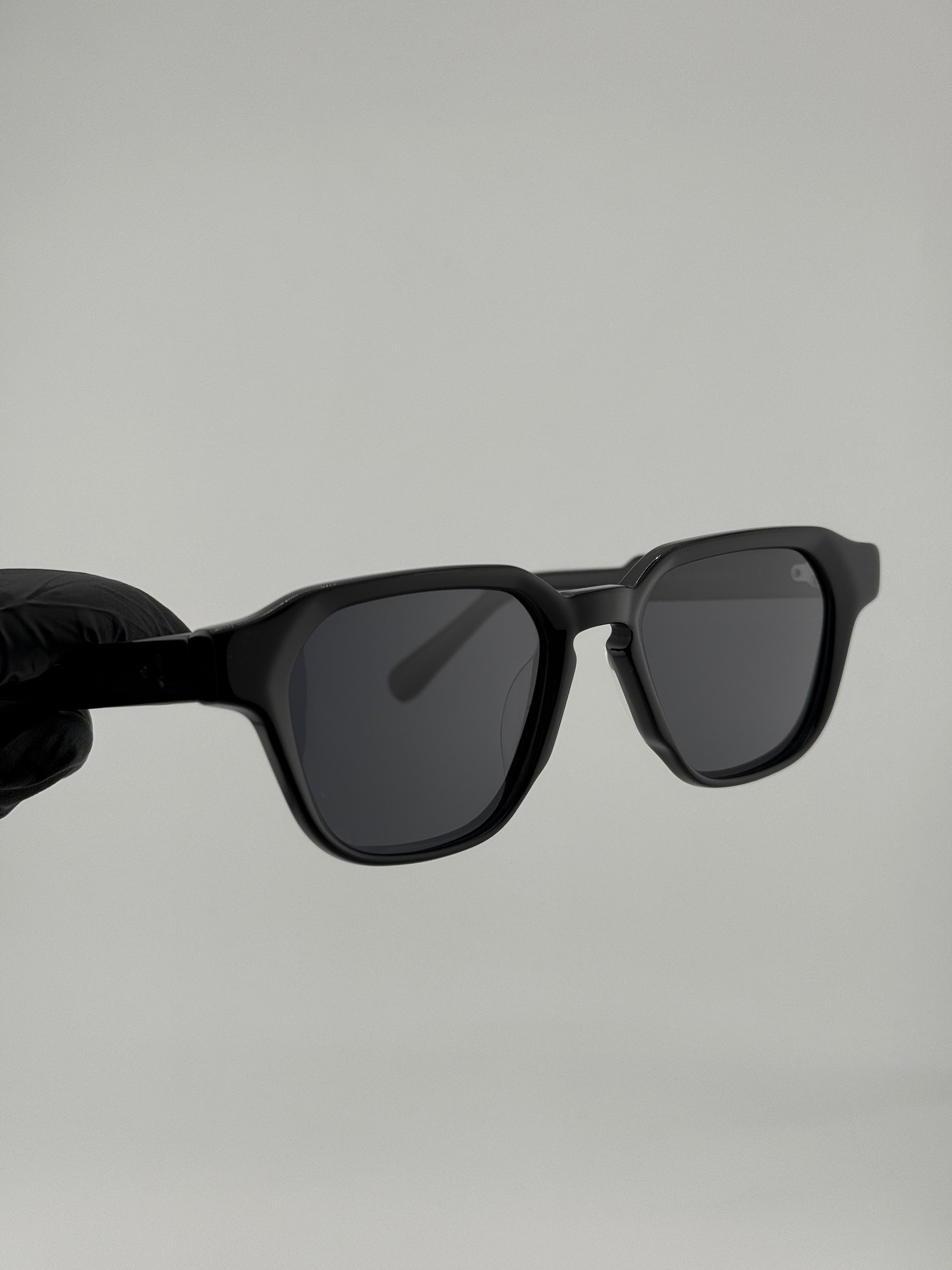 Prado black